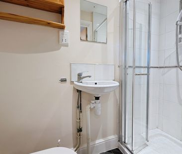 Foundry Lane, SO15 - Photo 6