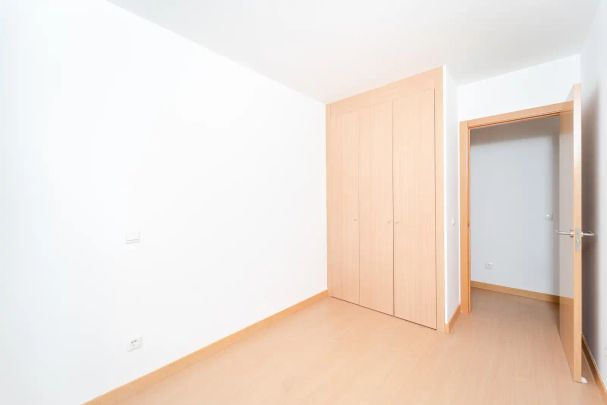 Piso de alquiler en Lina Odena, 3, Buenavista - Photo 1