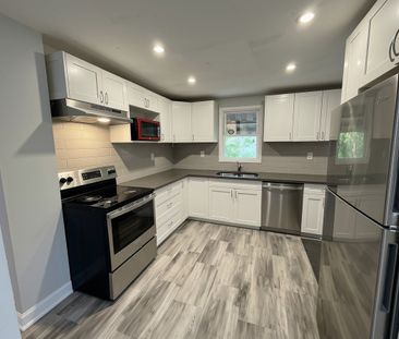 For Lease - 63 Gage Avenue, Hamilton, Ontario - Photo 6