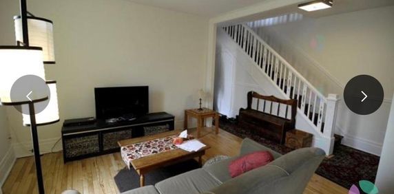 5 1/2 (2CC+bureau) sur 2étages(2e et 3e) - Photo 2