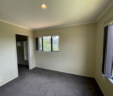 Flat Bush - Photo 3