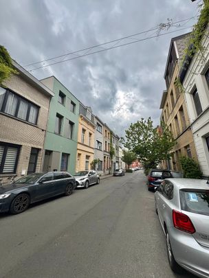 Ruim gerenoveerd 1-slpk appartement met terras - Foto 1