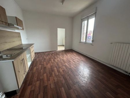 Location Appartement 2 pièces 35 m2 à Saint-Quentin - Photo 3