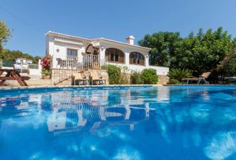 Villa for rent in Javea