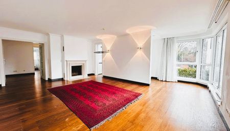 So charmant, mit hochwertiger Ausstattungfür genussvolle Abende vor dem offenen Kamin! - Photo 2