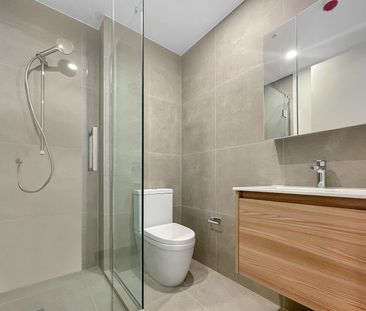 Welcome to apartment 608 in Hyde Lane. - Photo 5