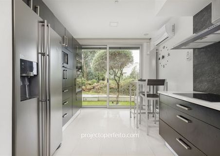 Moradia em Banda T3+1