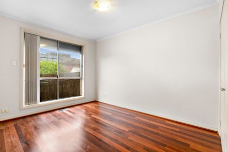 3/126 Thames Street, Box Hill North. - Photo 3