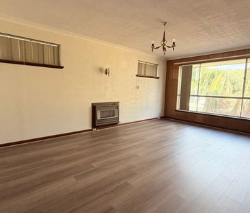 Spacious 4-Bedroom Home Opposite Parklands in a Quiet Cul-de-Sac Lo... - Photo 2