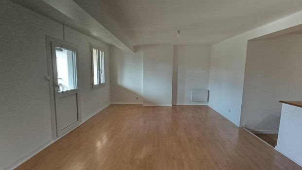 Location appartement rénové 2 pièces 50.84 m² à Romans-sur-Isère (26100) 4 - Photo 1