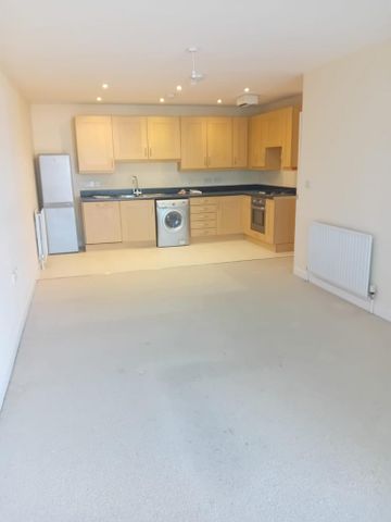 2 bedroom flat to rent - Photo 4