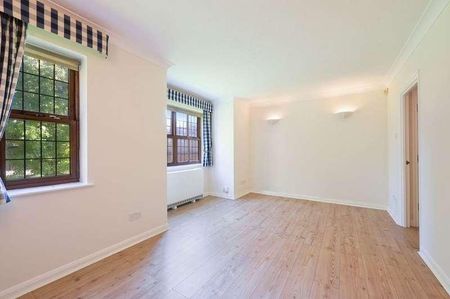 Lovelace Gardens, Stirling Court, KT6 - Photo 3