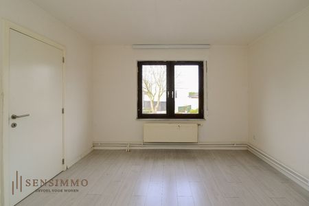 Halfopen woning met 2 slaapkamers + tuin in rustige wijk - Foto 2