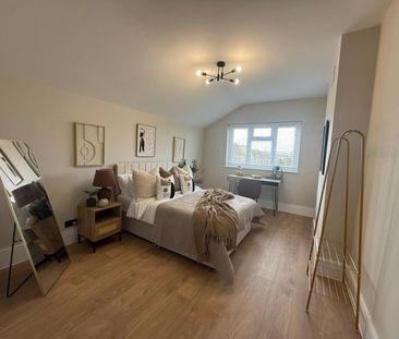 2 Bed Flat, Radford Road, SE13 - Photo 5