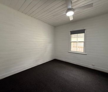 Comfortable Home in the Heart of West Wallsend - Photo 6