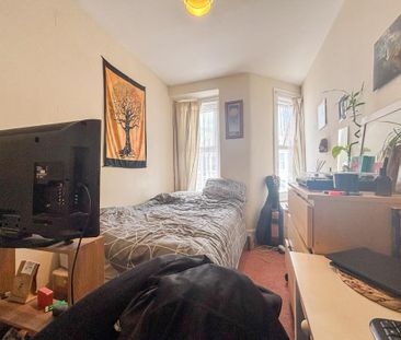 5 bedroom terraced house to rent - Photo 3