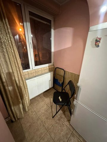 Garsoniera Galata, etaj 1, C.T. - Fotografie 4