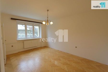 Pronájem bytu 2+1 47 m² - Фото 4