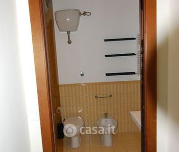 Bilocale in Affitto in Via Leonina a Roma - Photo 2