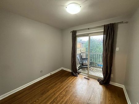 For Lease - 2551 Padstow Crescent Unit# UPPER, Mississauga, Ontario - Photo 3