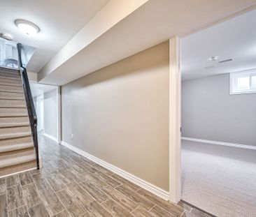 For Lease - 8 Deerfield Court, Whitby, Ontario - Photo 2