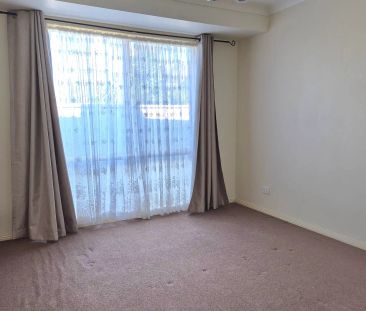 Quiet Location at the rear - 3 bedroom spacious home - Photo 5