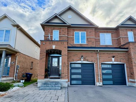 For Lease - 93 Frenchpark Circle, Brampton, Ontario - Photo 3