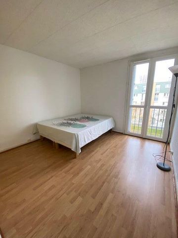 Location Appartement 3 pièces 60m² LAGNY SUR MARNE 77400 - Photo 3