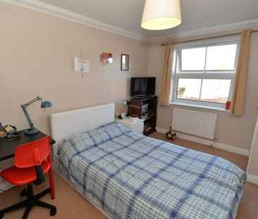 Flat to rent on - Photo 5