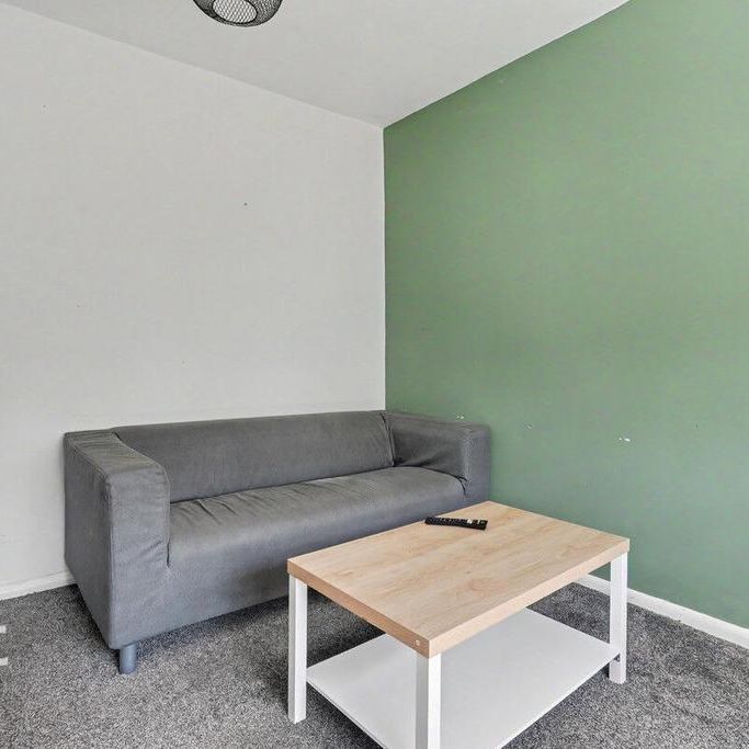 1 bedroom semi-detached house to rent - Photo 1