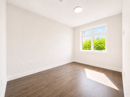 8299 Williams Road town house — Richmond, BC (3-Bedroom) - 3 Bedroom - Photo 4