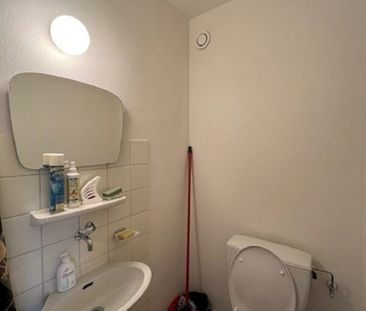 Agréable appartement de 3 pièces au 4ème étage proche du centre ville - Foto 2