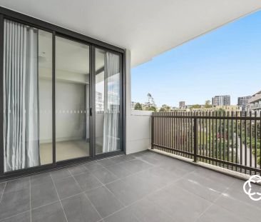9081/17 Amalfi Drive, 2127, Wentworth Point Nsw - Photo 6
