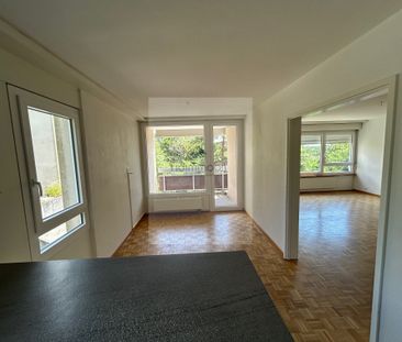 BEL APPARTEMENT DANS QUARTIER CALME AVEC BALCON - Photo 1