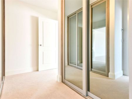 A luxury penthouse apartment in Tunbridge Wells town centre - Photo 2