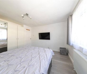 2 bedroom maisonette to rent - Photo 5