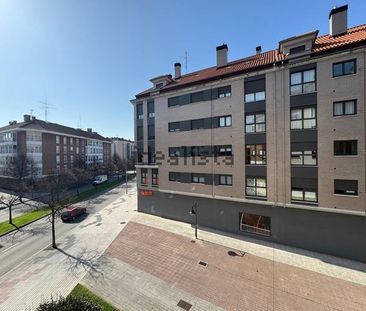 Alquiler de piso en Avenida de José Manuel Palacio Álvarez - Photo 5