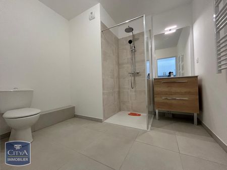 Location Appartement 2 pièces 38m² CAVAILLON 84300 - Photo 3