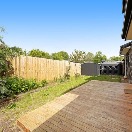 Stylish New Townhouse with Quality Finishes - Photo 3