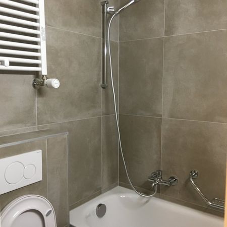 Studio rénové à louer à Clarens - Photo 3