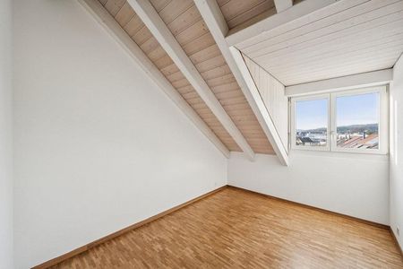 Moderne 4.5 Zimmer Wohnung mit grossem Balkon - Photo 4