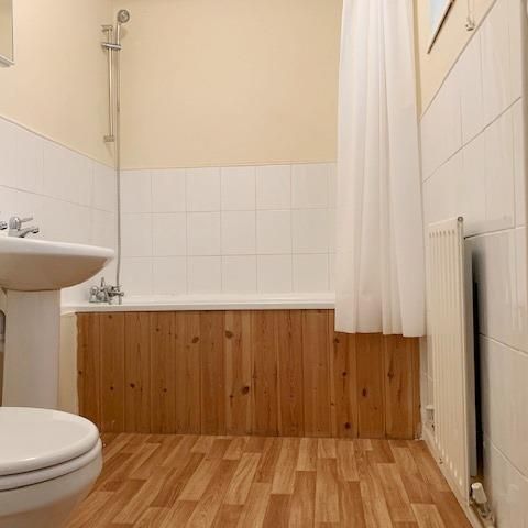 Pratt Avenue - Photo 1