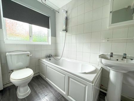 1 bedroom maisonette to rent - Photo 3