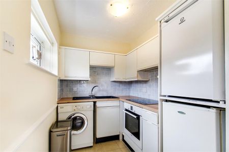 Studio to rent - Photo 5