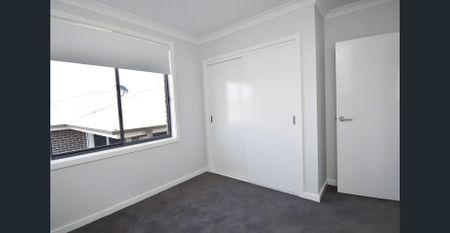 Light-Filled Family Living in a Premium North Orange Location - Photo 2