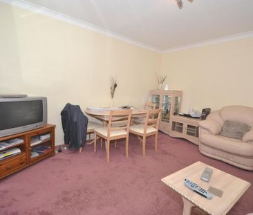 The Greenway, Uxbridge, UB8 - Photo 2