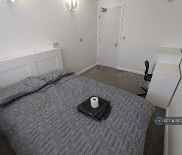 1 bedroom in a house share to rent - Photo 5