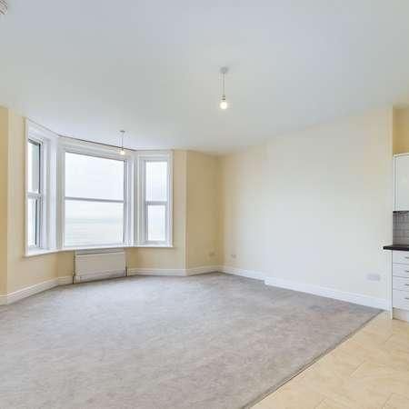 Marine Parade, Claydon Court, BN11 - Photo 1