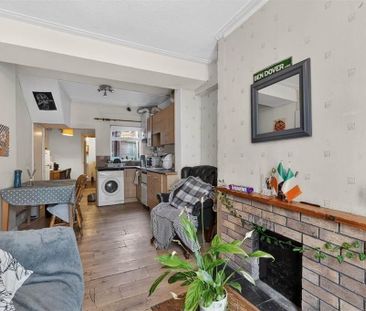 4 Cairo Street, Belfast, BT7 1QS - Photo 2