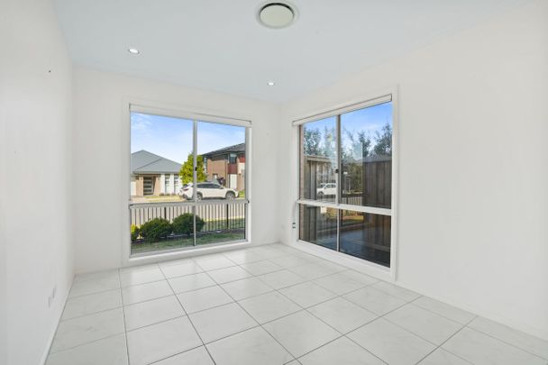 Stunning 4 Bedroom Family Home - Photo 1